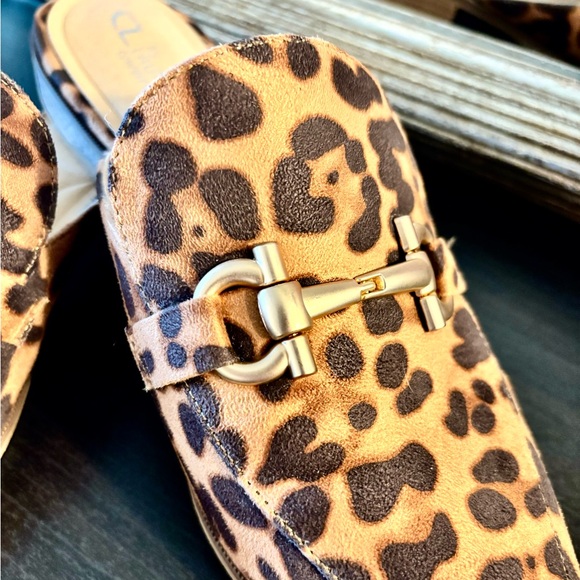 CL by LAUNDRY Leopard Print Flat Mules 8.5US - Picture 7 of 11